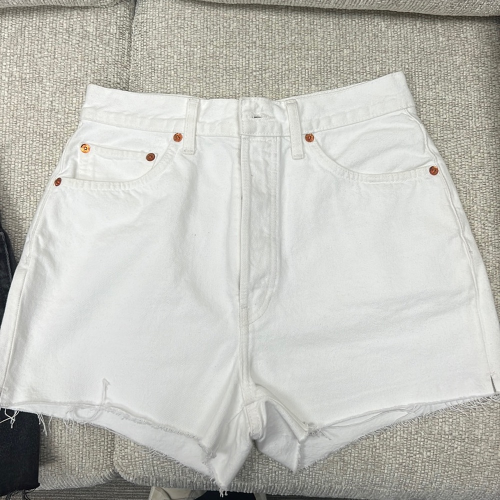 Re/Done shorts size 28